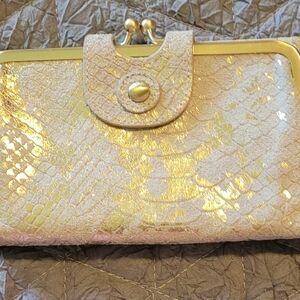 Hobo Alice Leather Wallet - Rare